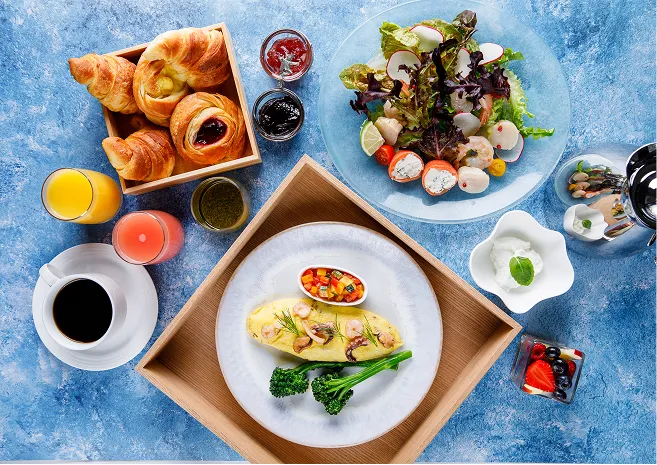 バルコニー 朝食